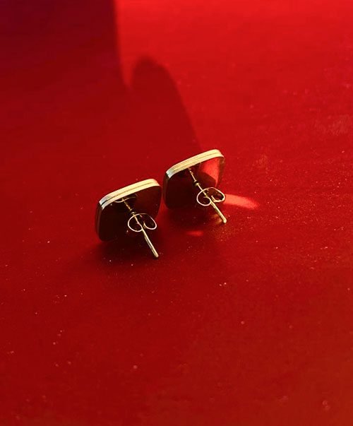 Black and Gold Onyx Square Stud Earrings - Image 2