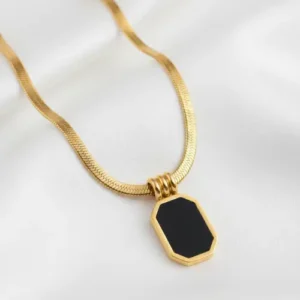 Black-Onyx-Pendant-Necklace