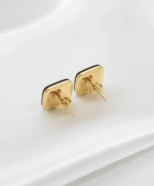 Gold Onyx Square Stud Earrings